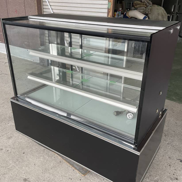 アリガ　冷蔵　対面　ショーケース　ケーキケース　 アリガ 冷蔵ショーケース ケーキ 冷蔵ショーケースのアリガ｜株式会社